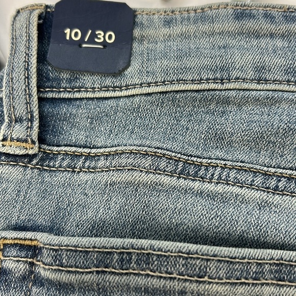 Lucky Brand Stella Skinny Distressed Jeans Frayed/Raw Hem NWT Size 10/30 Stretch - Picture 15 of 15